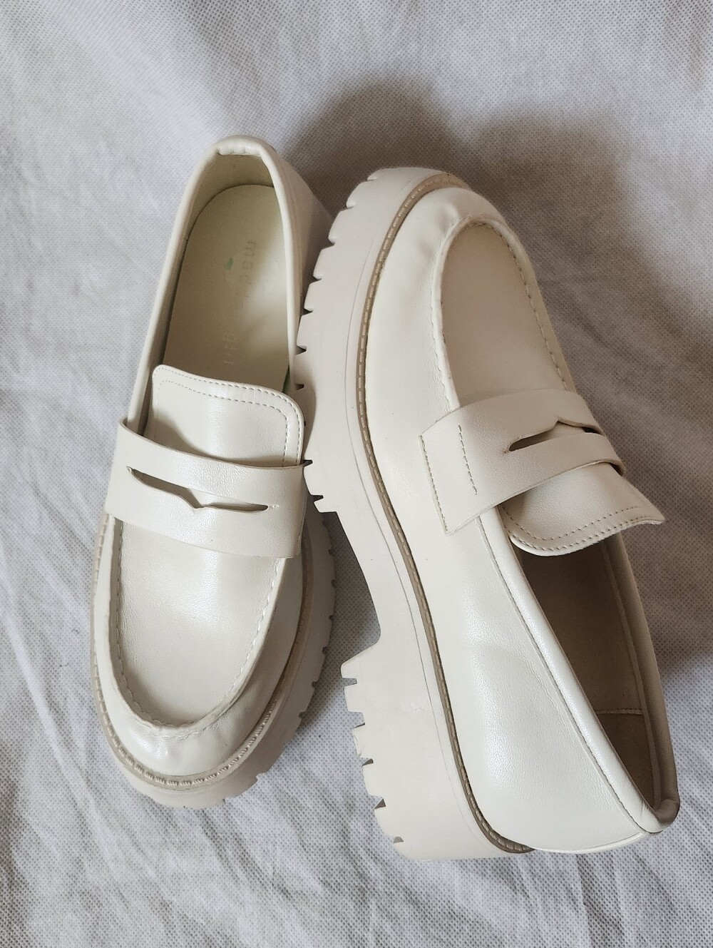 Madden GirlWomen's Millie Lug-Sole Tailored Loafers Sz8.5